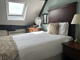 Sleeping Bear Hotel Dorchester