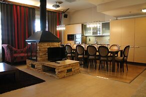 Santa's Hotel Santa Claus