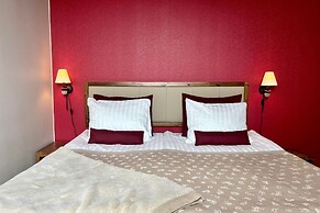 Santa's Hotel Santa Claus