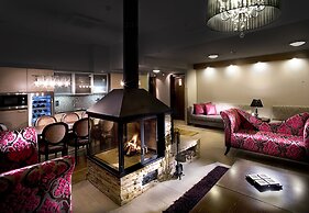 Santa's Hotel Santa Claus