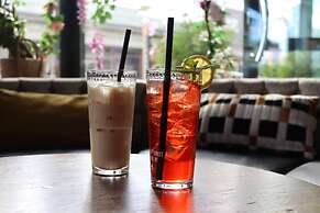 Santa's Hotel Santa Claus