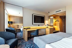 Airport Hotel Okecie