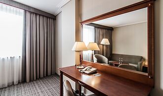 Airport Hotel Okecie