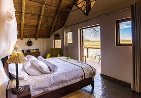 Tau Game Lodge