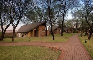 Tau Game Lodge