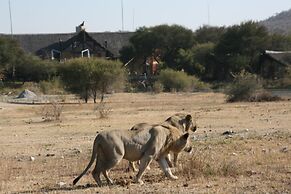 Tau Game Lodge