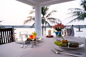 Century Riverside Hotel Hue