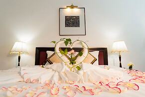 Century Riverside Hotel Hue