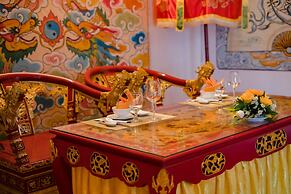 Century Riverside Hotel Hue