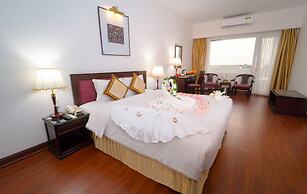 Century Riverside Hotel Hue