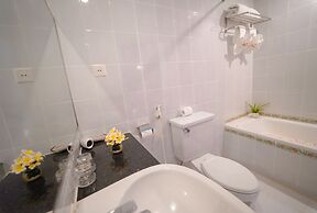 Century Riverside Hotel Hue