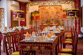 Century Riverside Hotel Hue