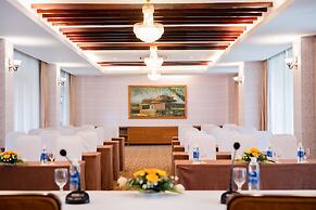 Century Riverside Hotel Hue