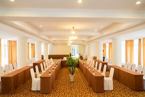 Century Riverside Hotel Hue