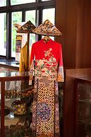 Century Riverside Hotel Hue