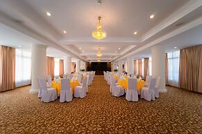 Century Riverside Hotel Hue