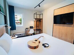 Ibis Guimaraes