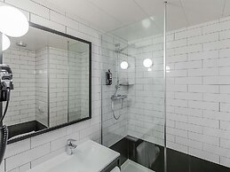 Ibis Guimaraes