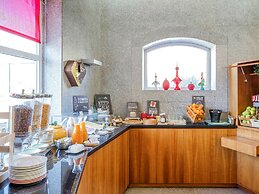 Ibis Guimaraes