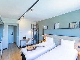 Ibis Guimaraes
