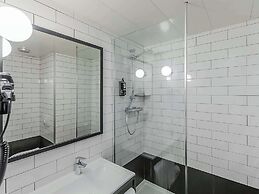 Ibis Guimaraes