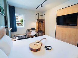 Ibis Guimaraes