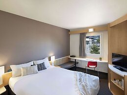 ibis Newcastle