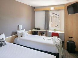 ibis Newcastle