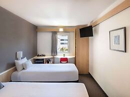 ibis Newcastle