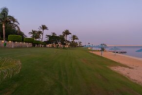 Mercure Ismailia Forsan Island Hotel