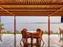 Mercure Ismailia Forsan Island Hotel
