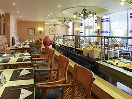 Mercure Ismailia Forsan Island Hotel