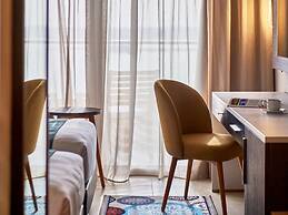 Mercure Ismailia Forsan Island Hotel