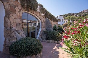 W Sardinia - Poltu Quatu