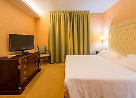 Best Western Hotel Cavalieri Della Corona