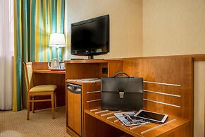 Best Western Hotel Cavalieri Della Corona