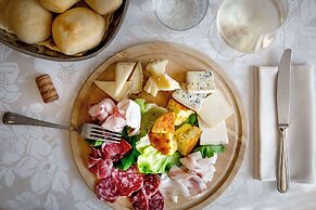 Best Western Hotel Cavalieri Della Corona