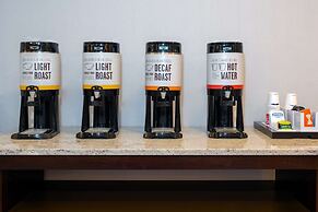 Hampton Inn & Suites Buffalo Downtown