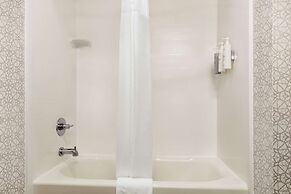 Hampton Inn & Suites Valparaiso