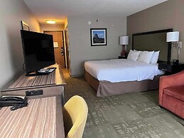 Summit Suites