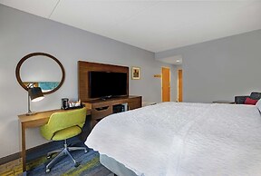 Hampton Inn & Suites Augusta West