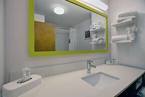 Hampton Inn & Suites Augusta West