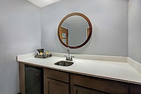 Hampton Inn & Suites Augusta West