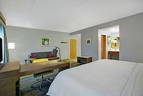 Hampton Inn & Suites Augusta West