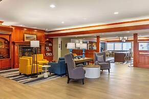 Comfort Inn & Suites Rapid City near Mt. Rushmore