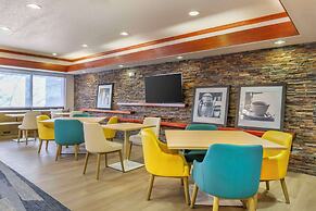 Comfort Inn & Suites Rapid City near Mt. Rushmore