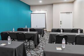 Hampton Inn & Suites Sacramento-Cal Expo