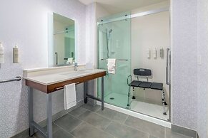 Hampton Inn & Suites Sacramento-Cal Expo