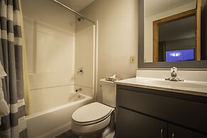 Sun & Ski Inn And Suites
