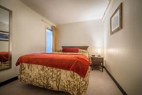 Sun & Ski Inn And Suites